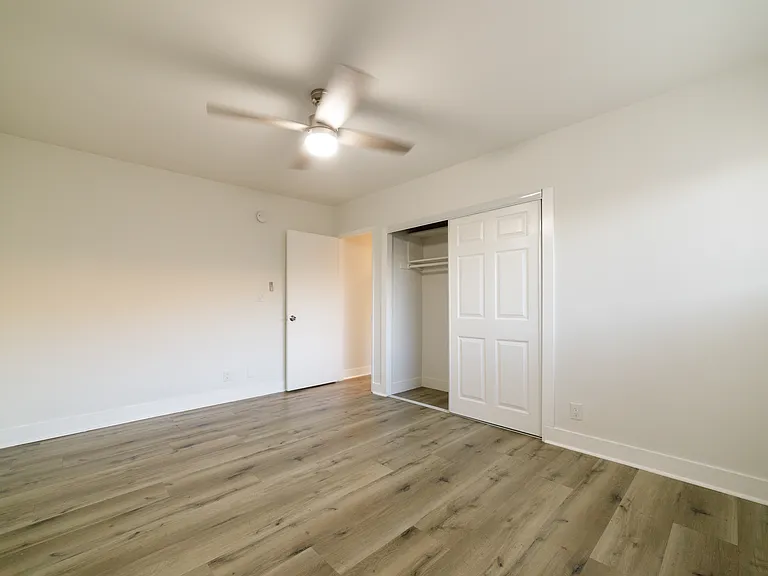 2233 S Ridgeley Dr #106 — Photo 12