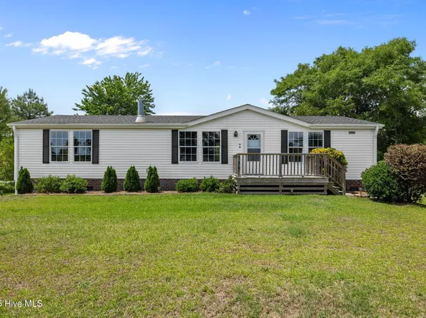 130 Colony Street, Newport, NC 28570