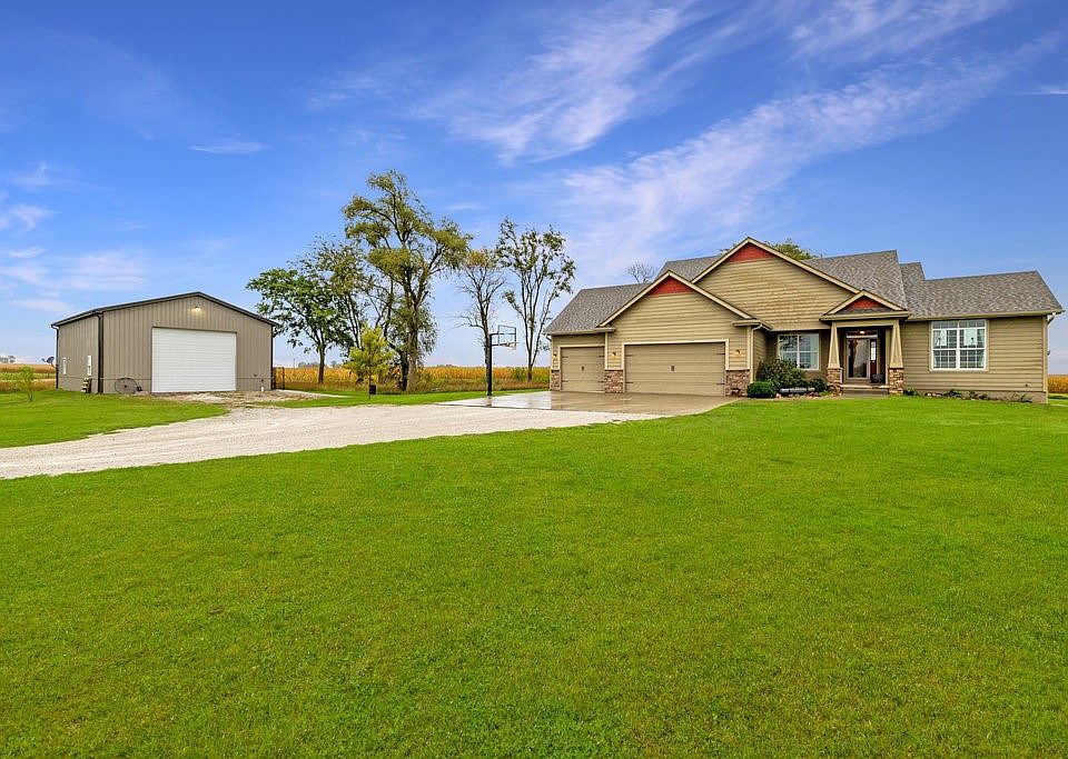 28958 I Ave, Adel, IA 50003 Zillow