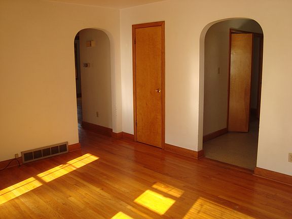 5th image of 5746 Rawley Pike