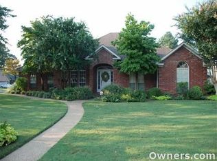 1805 Foster Dr, Conway, AR 72034