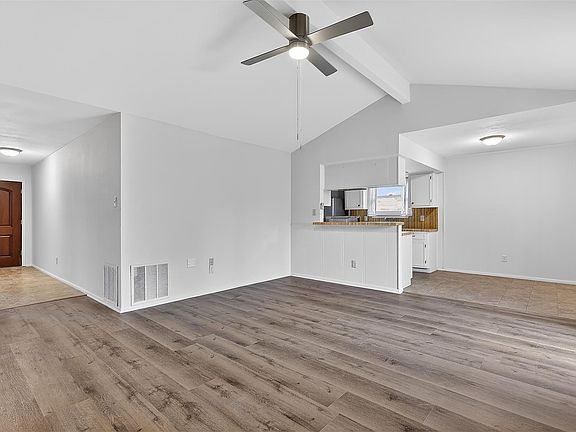 5th image of 11807 S Ridgewood Cir