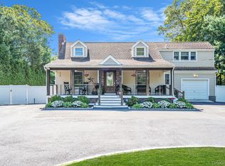 183 Old Country Road, Speonk, NY 11972