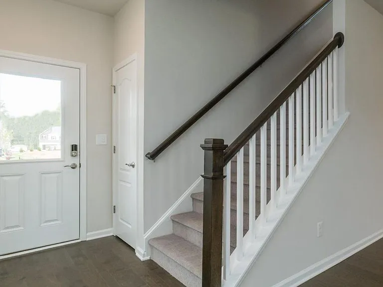 219 Watauga Lake Dr — Photo 4
