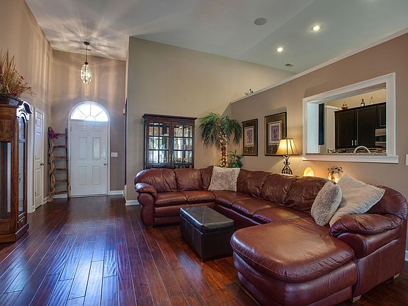 5th image of 1107 New Path Ct