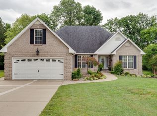 1173 Callaway Dr, Gallatin, TN 37066