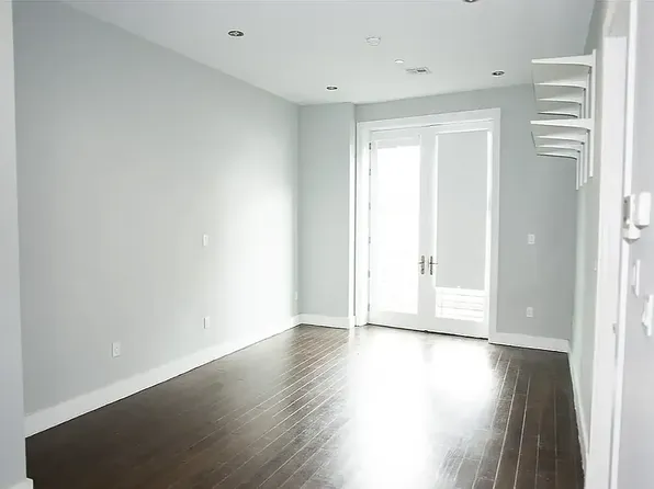 125 Park Ave, Brooklyn, NY