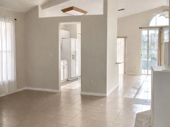 2916 Dickens Cir, Kissimmee, FL 34747