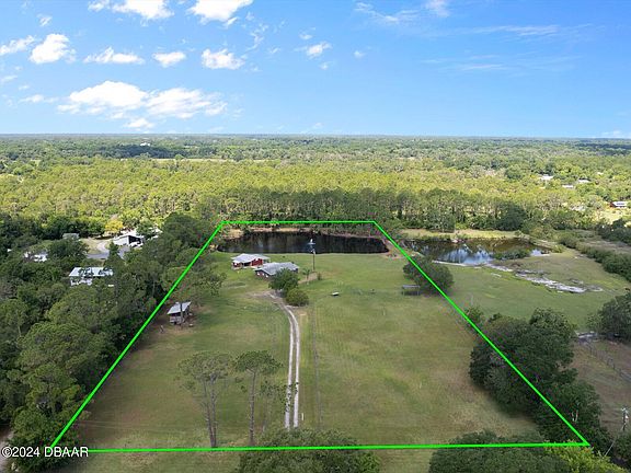 2nd image of 952 Bay Dr
