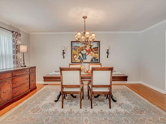 5th image of 706 Tuckahoe Dr
