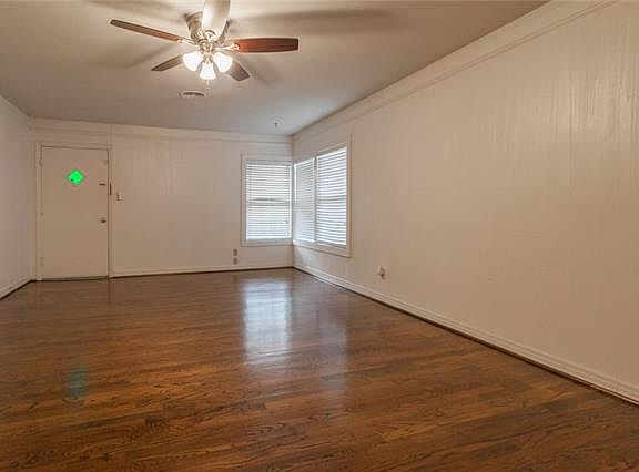 5th image of 3011 Willow Park St