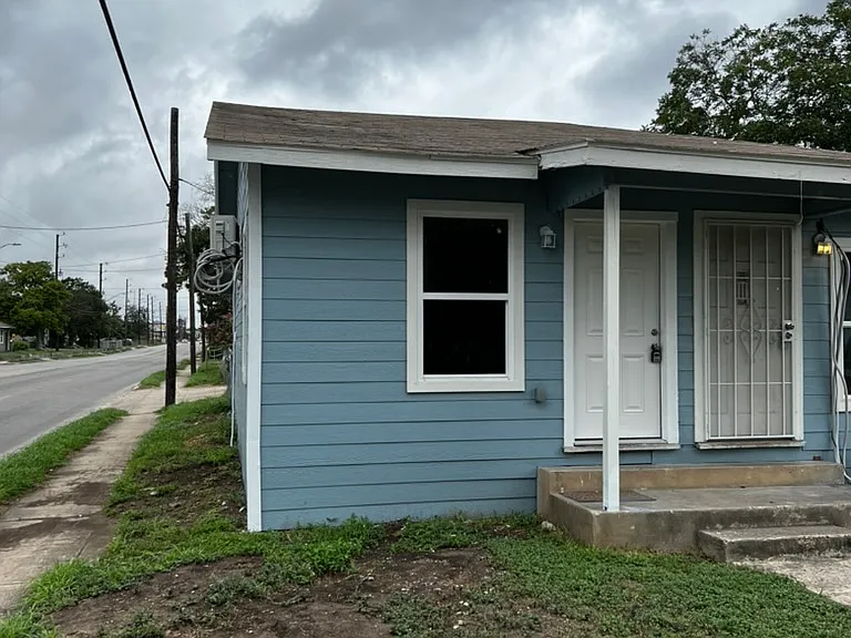 103 Stanley Ct #1 — Photo 5