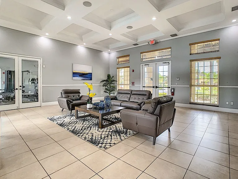 Sunny Lake Apartments — Photo 30