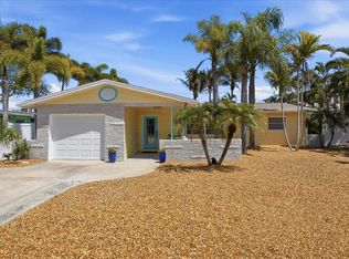 3014 58th St S, Gulfport, FL 33707