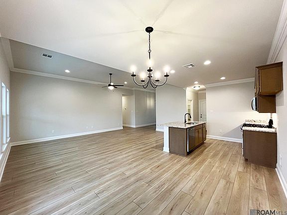 5th image of 1599 Old Tucson Ave