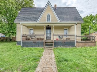 391 Railroad St, Bluff City, TN 37618