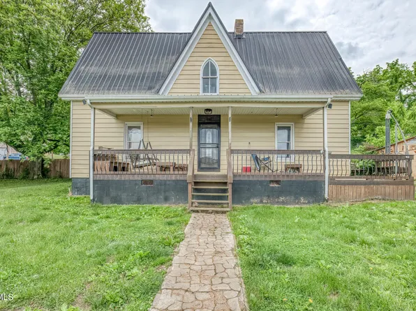 391 Railroad St, Bluff City, TN 37618