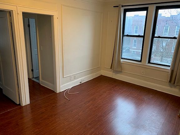 3rd image of 4559 40th St APT 2F
