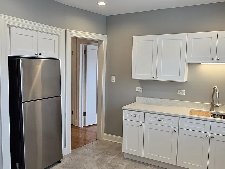 7518 S Phillips Ave #2 — Photo 9