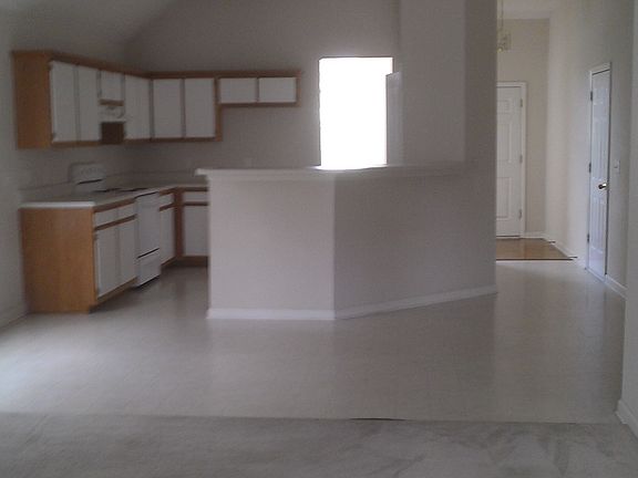 5th image of 1108 Phelissa Dr