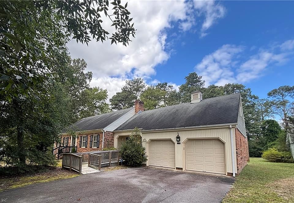 1st image of 208 Holly Cove St