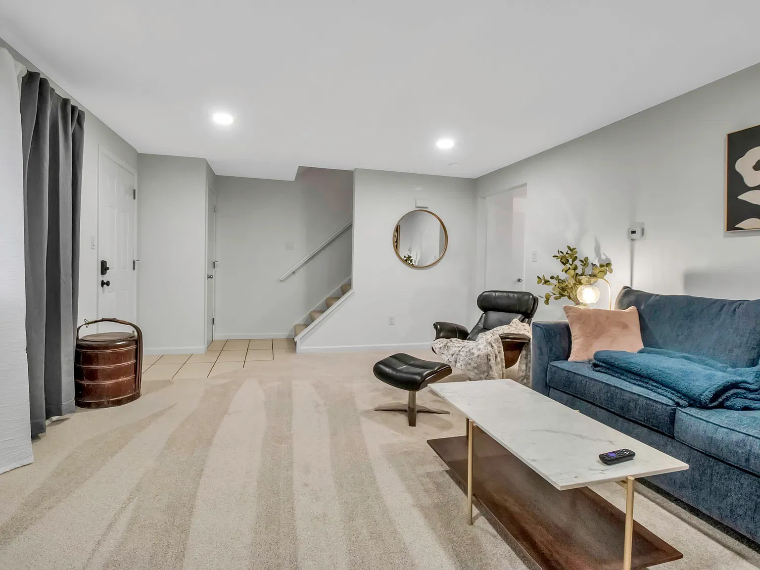 3 bed, 1.5 bath, $3,500 — Photo 4