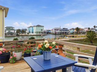16630 Jamaica Inn Rd, Jamaica Beach, TX 77554