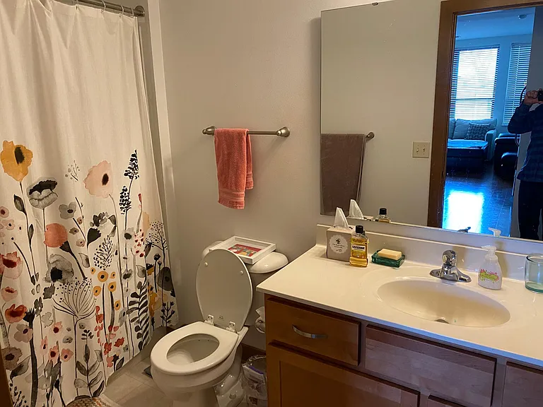 1917 Monroe St #412 — Photo 7