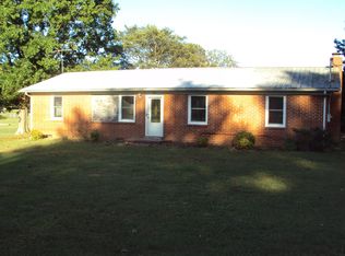 208 Red Bud Ln, Unionville, TN 37180