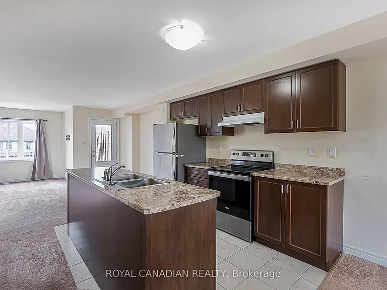 756 Linden Dr — Photo 8