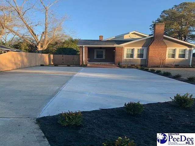 1213 Gregg Avenue - 1 — Photo 1