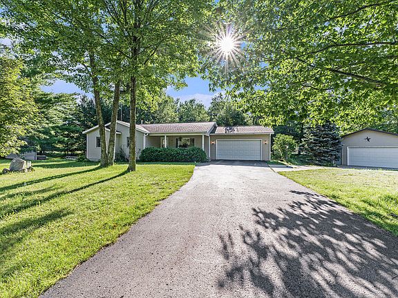 2nd image of 1543 Dean Dr NW