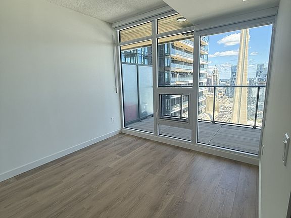 3rd image of 3 Concord Cityplace Way #5808