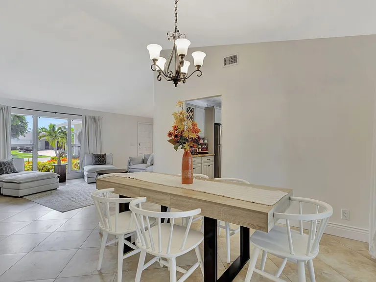 1104 Jackpine St #SEASON FURNISHED R — Photo 22