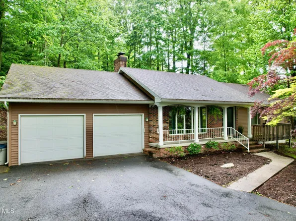 508 Oakwood Dr, Bedford, PA 15522