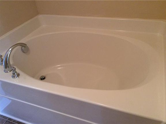 5th image of 158 Saxony Way 130