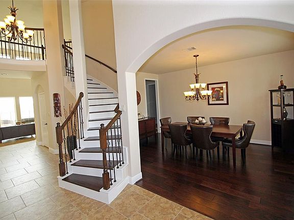 3rd image of 4003 Orchard Arbor Ln