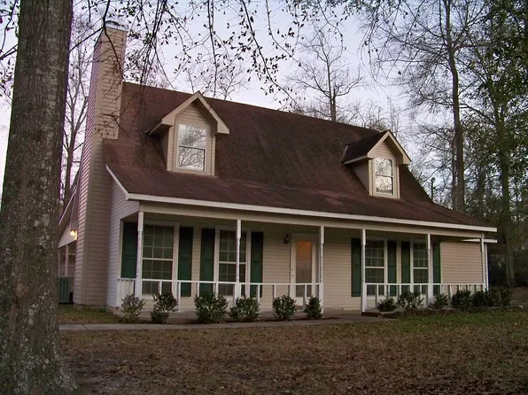 208 N Beverlye Rd, Dothan, AL 36303