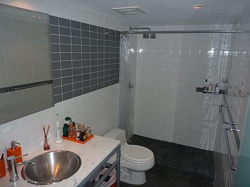 4th image of 780 NE 69th St APT 606