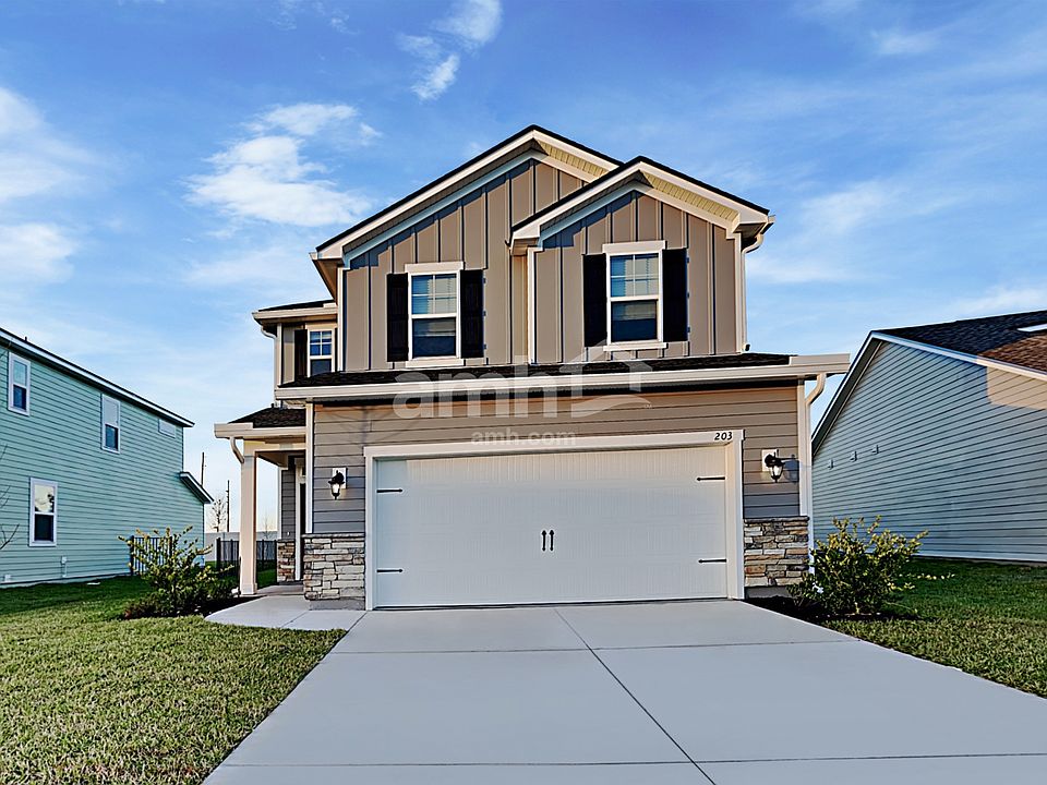 1st image of 203 Banyan Forest Dr