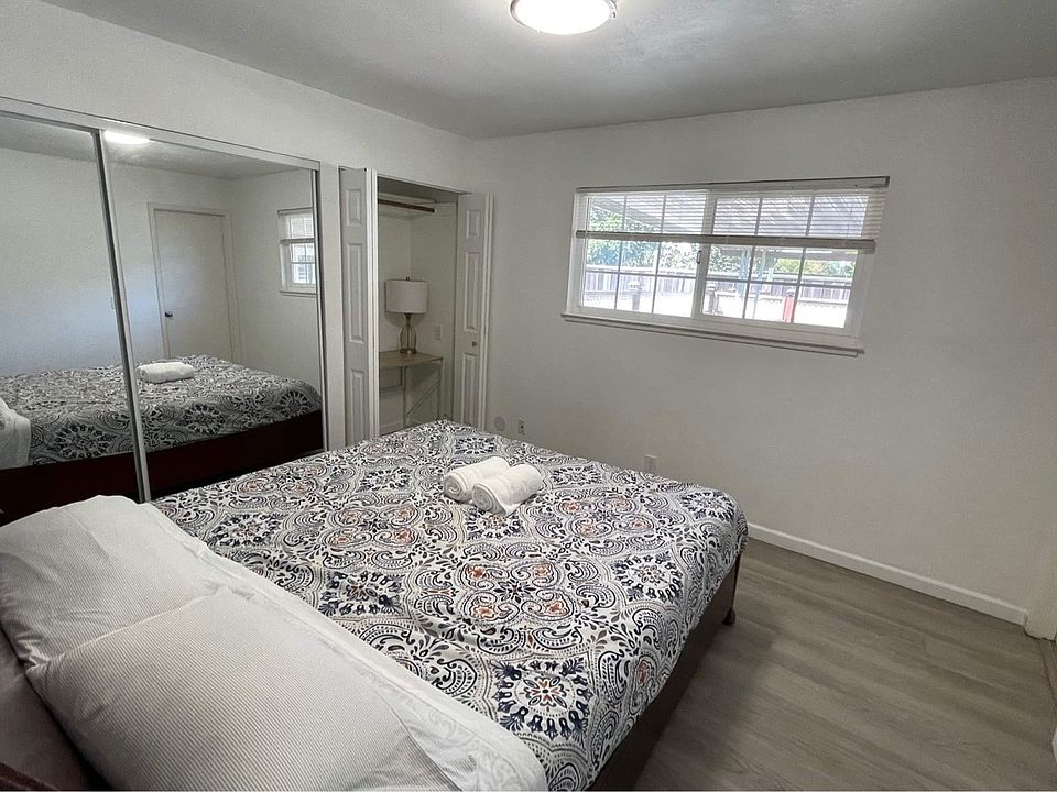 1st image of 6483 Marguerite Dr