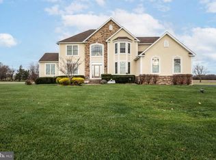 320 Cherry Ln, Millville, NJ 08332