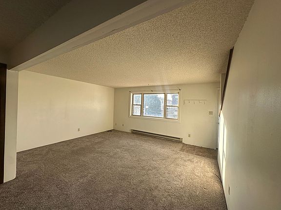 3rd image of 544 W 42nd St