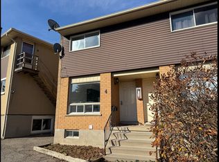 32 Ralgreen Cres #4, Kitchener, ON N2M 1T9