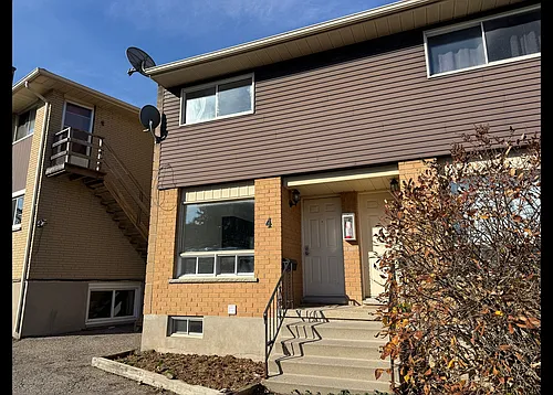 32 Ralgreen Cres #4 Photo 1 32 Ralgreen Cres #4 Photo 1