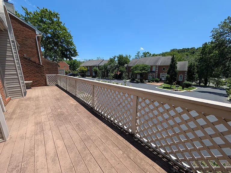 407 Clairton Ct #1 — Photo 43