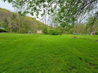 30 Rosedale Rd, Cheswick, PA 15024