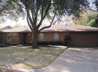 1904 Plymouth Ct, Arlington, TX 76013
