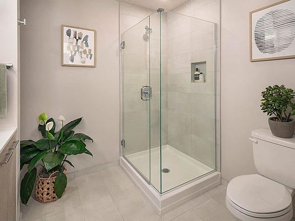 3rd image of 215 W Adams St #608