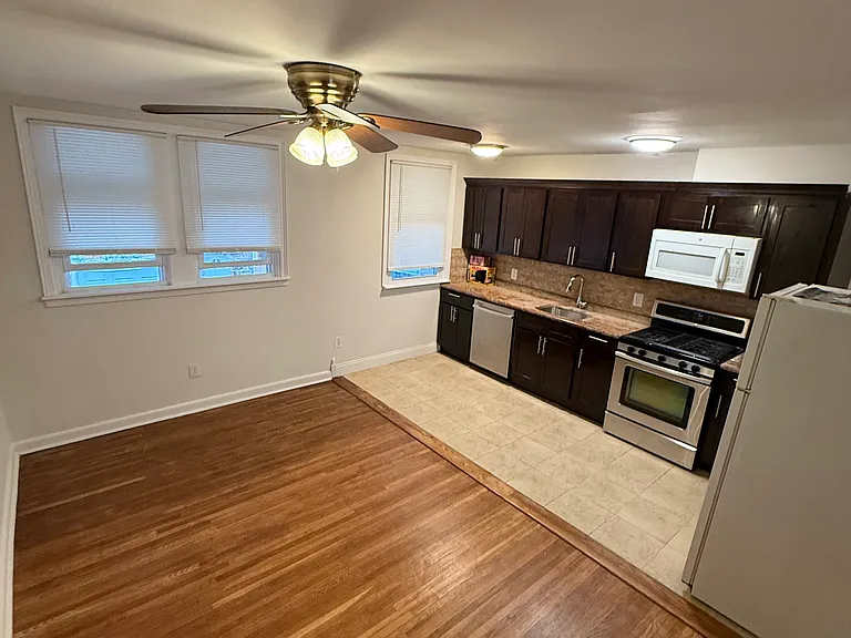 4510 Tudor St — Photo 20